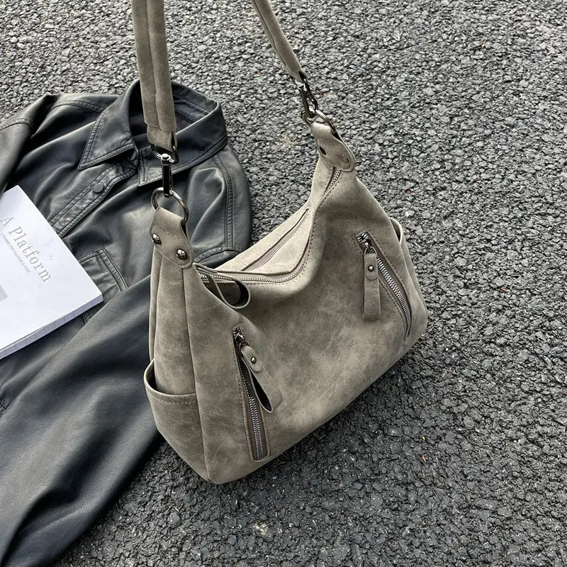 Stylish Crossbody Bag for Daily Use in Pakistan