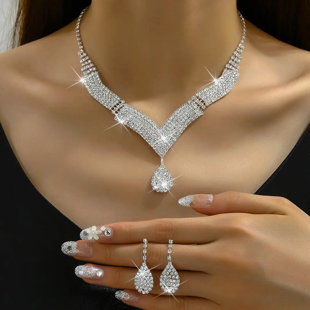 Premium Bridal Jewelry Set with Teardrop Stones for Pakistani Brides