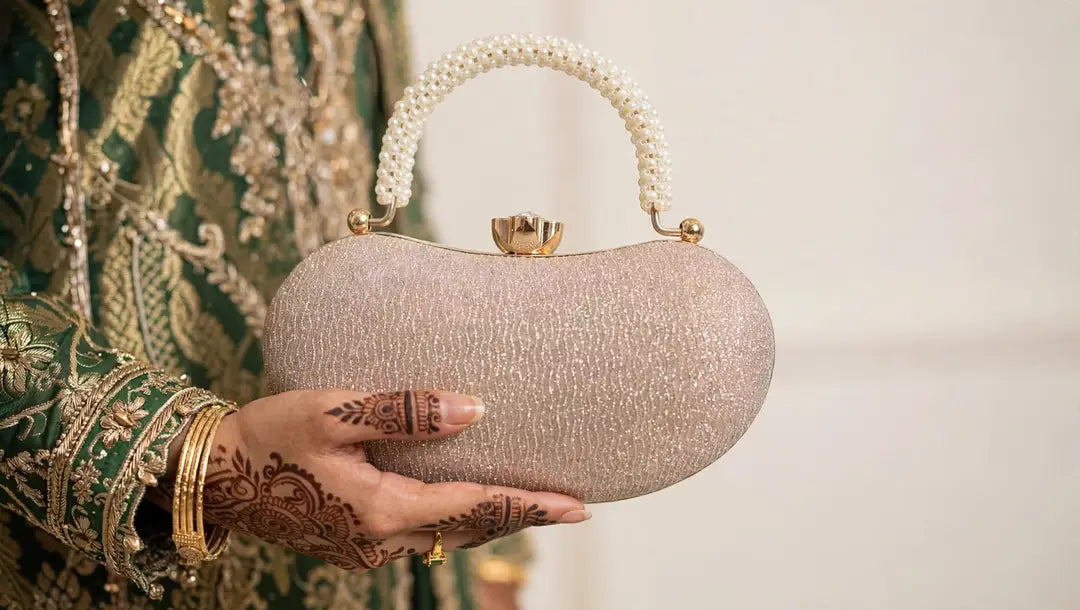 Girl's Metal Printed Fancy Clutch